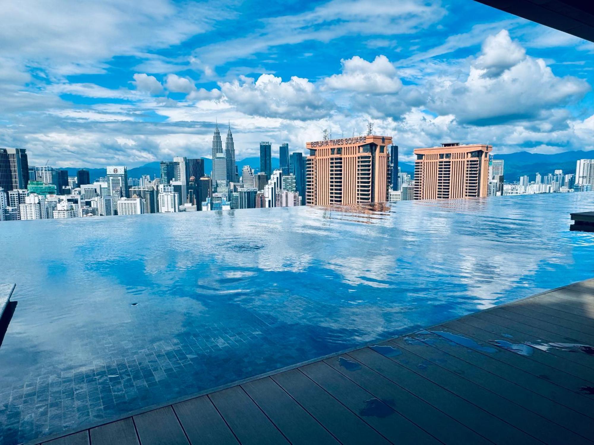 Luxury Lucentia Suites By Classy Stay Kuala Lumpur Exterior foto