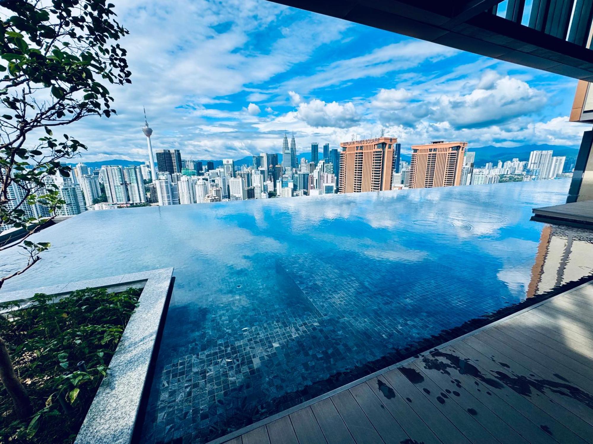 Luxury Lucentia Suites By Classy Stay Kuala Lumpur Exterior foto