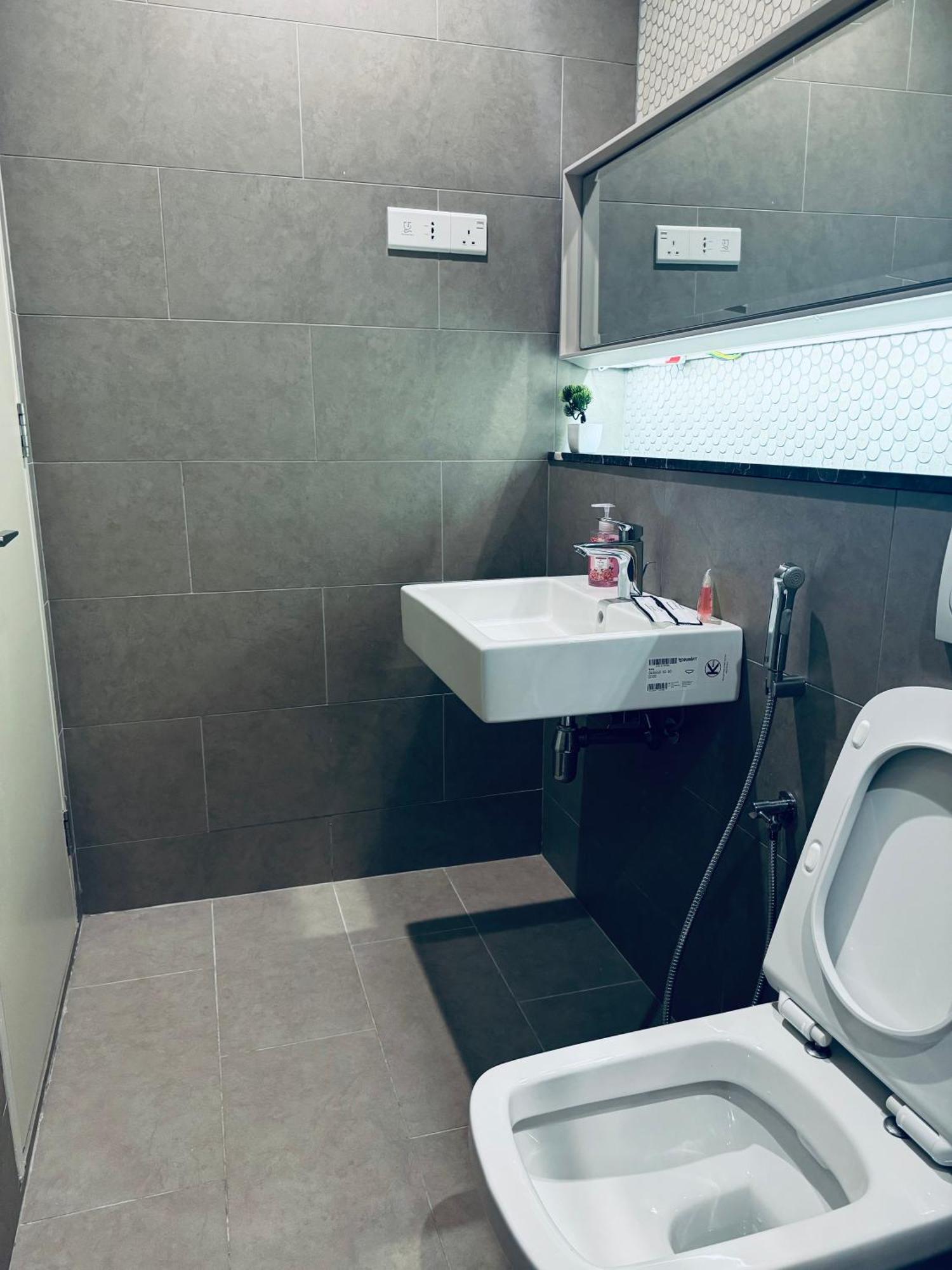 Luxury Lucentia Suites By Classy Stay Kuala Lumpur Exterior foto